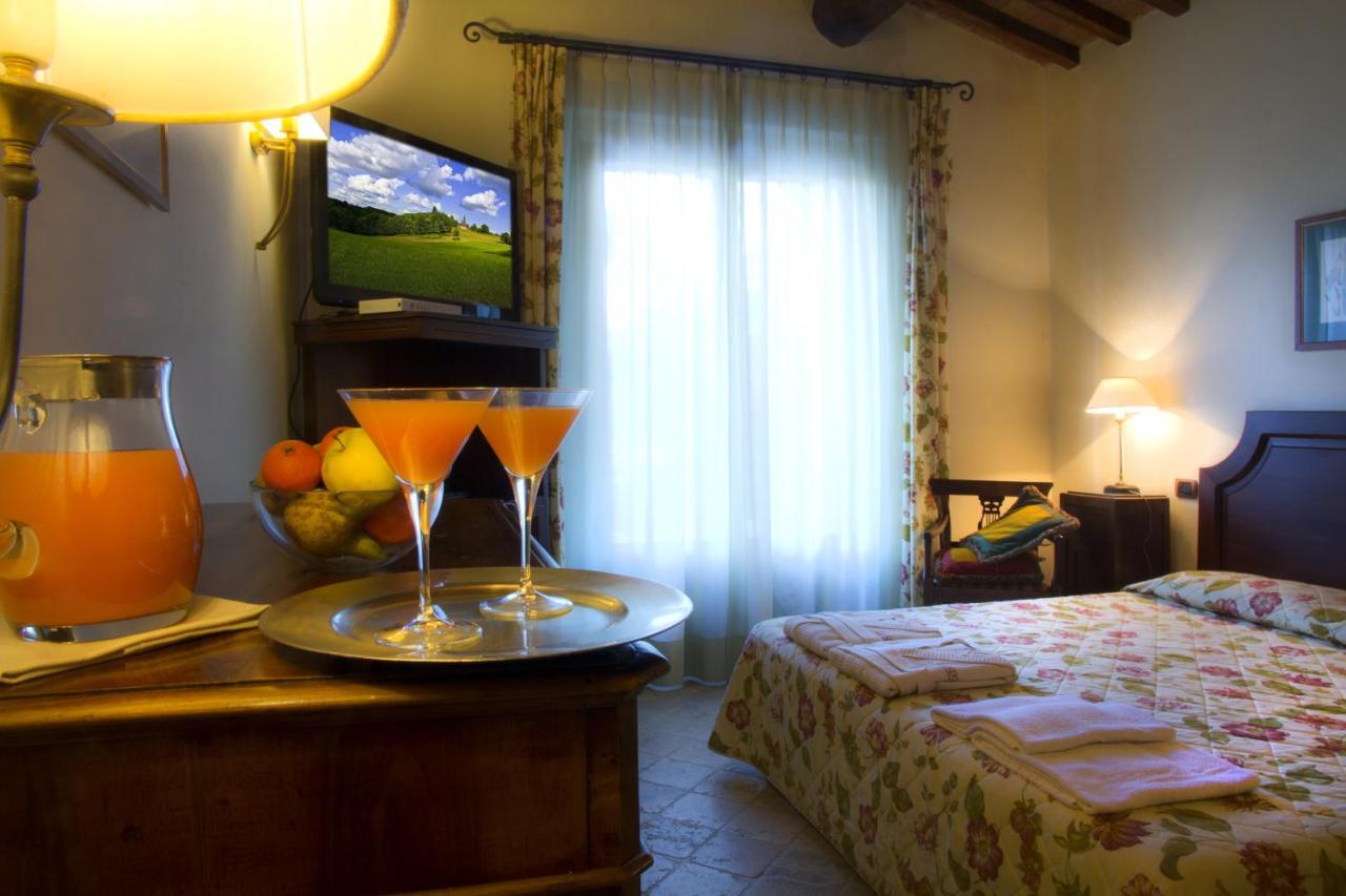 Logge Del Perugino; Sure Hotel Collection By Best Western Città della Pieve Camera foto