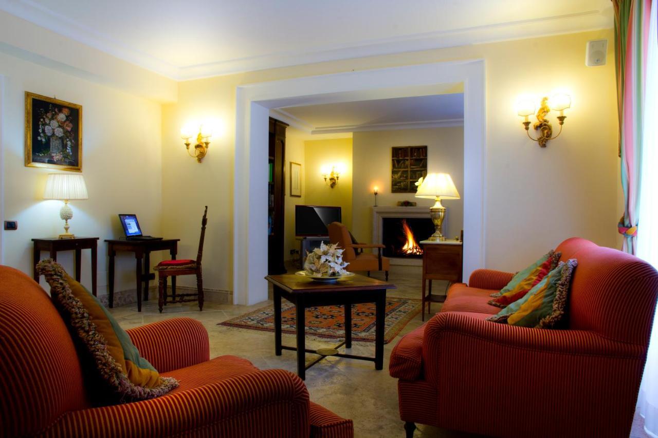 Logge Del Perugino; Sure Hotel Collection By Best Western Città della Pieve Interno foto